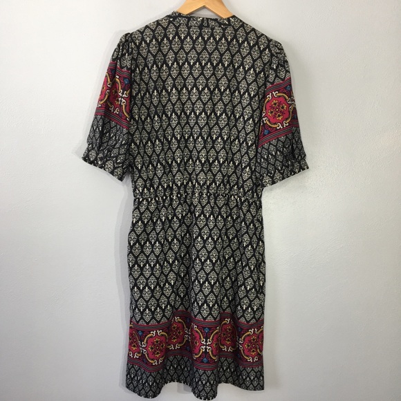 Yumi Black White Ikat Dress Border Print Tie Neck - Picture 12 of 16